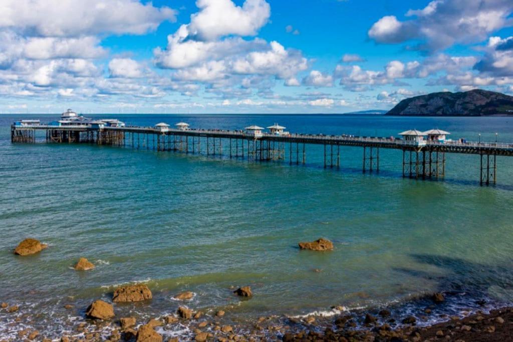 Carmen Sylva Llandudno Beach Ground Floor Flat 1 Exterior photo